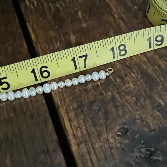 18” Sting of Freshwater Pearls - Picture 5 of 5